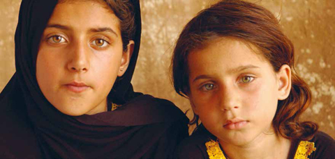 Nabeela et Asma, deux petites filles de Mamana Bibi. @ AI