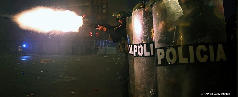 policiers en manifestations