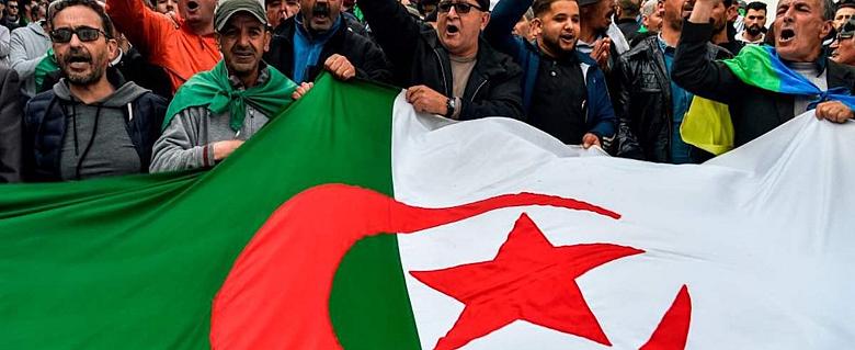 Manifestants Algérie
