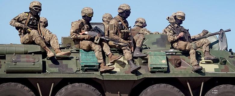 Ukraine tactiques armes combats civils danger