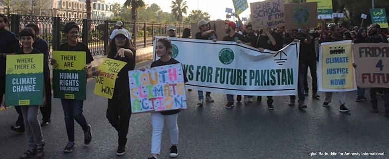 Pakistan - manifestation réprimée