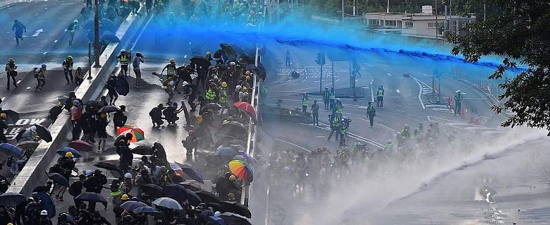 Manifestation gaz lacrymogène