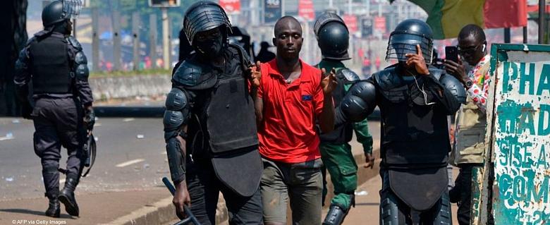 Guinée police