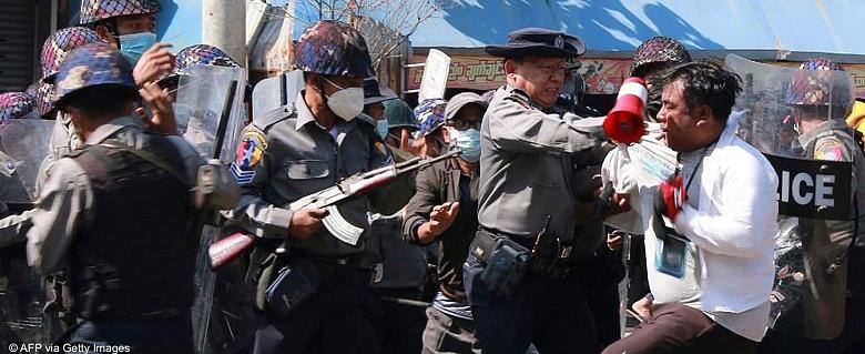 Myanmar répression